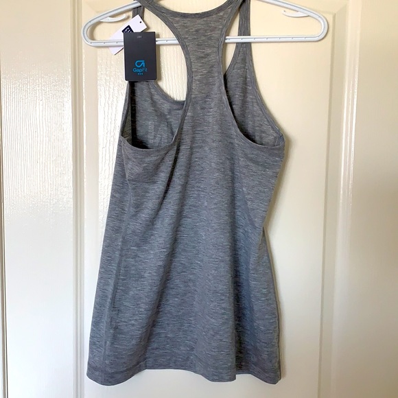 Brand new Gap tank top - Picture 2 of 3
